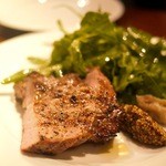 OSTERIA Ci vediamo - 自家製燻製ポークのグリル