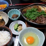 肉の山本 - ランチすきやき御膳（1500円＋卵別料金）