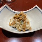 礒田 - 胡麻酢和え