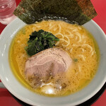 横浜家系ラーメン かすたむ家 - 