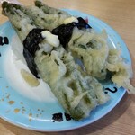 魚魚丸 - アスパラの天ぷら