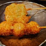 とんかつ多酒多彩 地蔵 - ししとう揚げと、うずら揚げ。