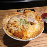 とんかつ めし処 長屋 - カツ丼（並）900円