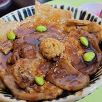 蝦夷前そばと豚丼 北堂 - 豚丼ミックス