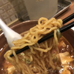 満龍 - 西山製麺さんの麺と麻婆豆腐スープが合います。