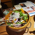 和洋創作料理　Nishimuraya - サラダ祭のように、とりあえずサラダを頼んでいました もちろん美味しいですよ