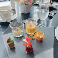 DINING & BAR TABLE 9 TOKYO - 