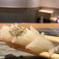 京橋 寿司 ひさ田 - 丁寧な仕事のイカ！