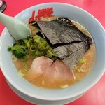 山岡家 - 醤油（薬味ネギ，味濃いめ）