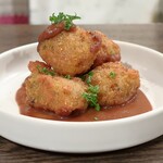 トリワイン ＰＩＫＯＳＨＨＨＵ - 鶏ミンチのかぼちゃコロッケ 鶏デミグラスソースがけ