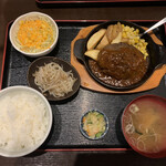 備長炭焼肉 てんてん - 和牛入り手作りハンバーグ