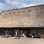 白水園 - 合掌造り店舗