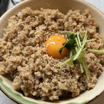 Sumibikushiyaki Uekusa - そぼろ丼850円