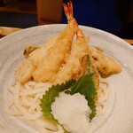 華屋与兵衛 - 冷やしぶっかけ海老天おろしうどん