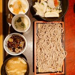 華屋与兵衛 - 小炙りトロサーモン丼と二八そばセット