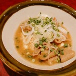 華屋与兵衛 - もつ煮込み