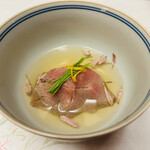 北新地しゃぶしゃぶすき焼き きらく - 青森県並木和牛ミスジと蟹真丈の椀物