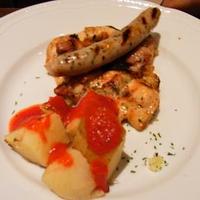 スペイン料理 La Cazuela 三ノ宮 ミント神戸店 - 鶏肉とソーセージのグリル