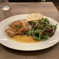 カンティネッタバズ - メインランチ　¥1,200
                    鶏もも肉のオーブン焼き　オレンジマスタードソース