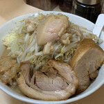 DAIJA - 「ラーメン(麺少なめ、ニンニク、アブラ)」¥900