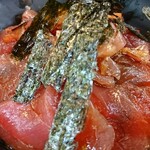 新竹三楽 - まぐろ丼 アップ