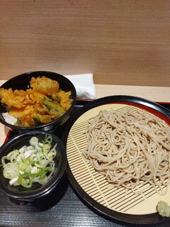 Yoshisoba - ミニ野菜バラ天丼セット(もりそば)