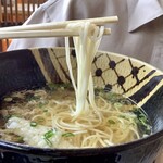 麺房たぬきや - 【たぬき定食(750円/税込)】細麺の肉うどん
