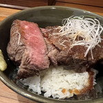 Chuukasoba Massaki - 分厚いシャトーブリアン飯 ¥1,400