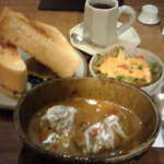 カフェ 呂久呂 - ロールキャベツのトマトスープ煮