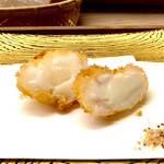 かんだ - 伊勢海老のフライは藻塩で　見た目通り美味しい