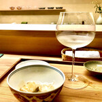 かんだ - ワイングラスで吟醸が香りたつ　