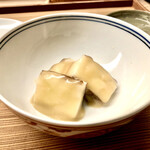 かんだ - 柔らかな蛸には梅酢ソース　正に程良い梅酢の塩梅　美味しい！