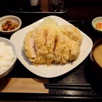なりくら - 米澤豚一番育ち リブロースかつ＋ヒレかつ定食