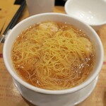 TASTY CONGEE & NOODLE WANTUN SHOP - 正斗鮮蝦雲吞（大）＄64