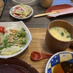 寿司海鮮和食処やますい - また定食には茶わん蒸しもセットになってました。