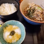 Nikusoba Ichi - とろろご飯(300円)も付けちゃうよ