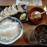 肉汁餃子のダンダダン - 