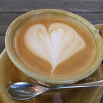カフェ・ラ・ファミーユ - ホットカフェラテ