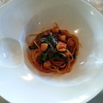 小柱と大和菊菜のプッタネスカ スパゲティ