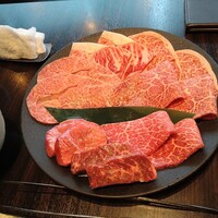 焼肉うしごろ 銀座並木通り店 - 
