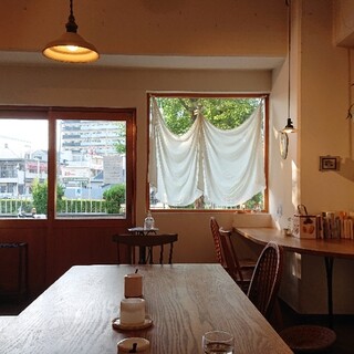 喫茶ランプティラ_2