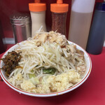 ラーメン二郎 - ラーメン　カラメ以外全マシマシ&高菜