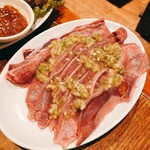 Horumon Yakiniku En - 