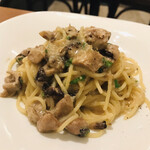 da Uma - 鶏とフンギ　byまみこまみこ