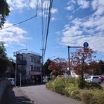 ラーメンショップ - 秋の天高き青空とラーメンショップ二ツ橋店