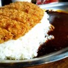 コクドウカレー - ジャンボメンチカツカレー(￥750)。
カツの大きさに対し安いかも！