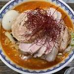 雪ぐに - 辛味噌　4辛　焼豚全乗せ　味玉