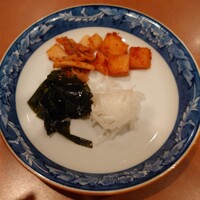鉄板焼･焼肉 なにわ (リーガロイヤルホテル大阪) - キムチ、ナムル盛り合わせ