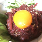 居酒屋いいの - 馬肉ユッケ