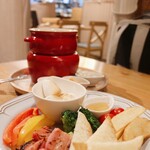Cheese Cheers Cafe - 